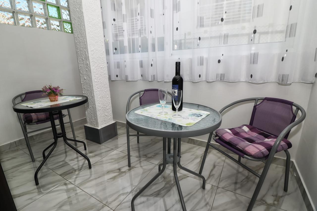 Apartments Amalia Ровинь Экстерьер фото