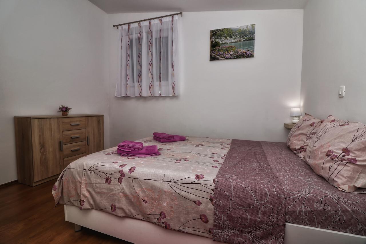 Apartments Amalia Ровинь Экстерьер фото